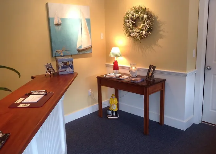 Schooner Bay Motor Inn
